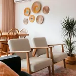 Cozy Downtown Apartament