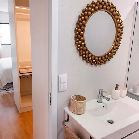 Modern 3 Bedroom Near Geres *
