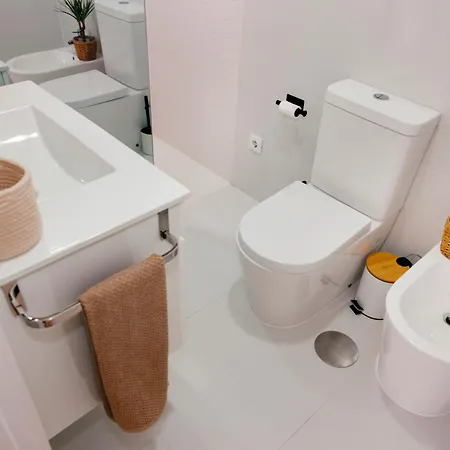 Modern 3 Bedroom Near Geres Понти-да-Барка